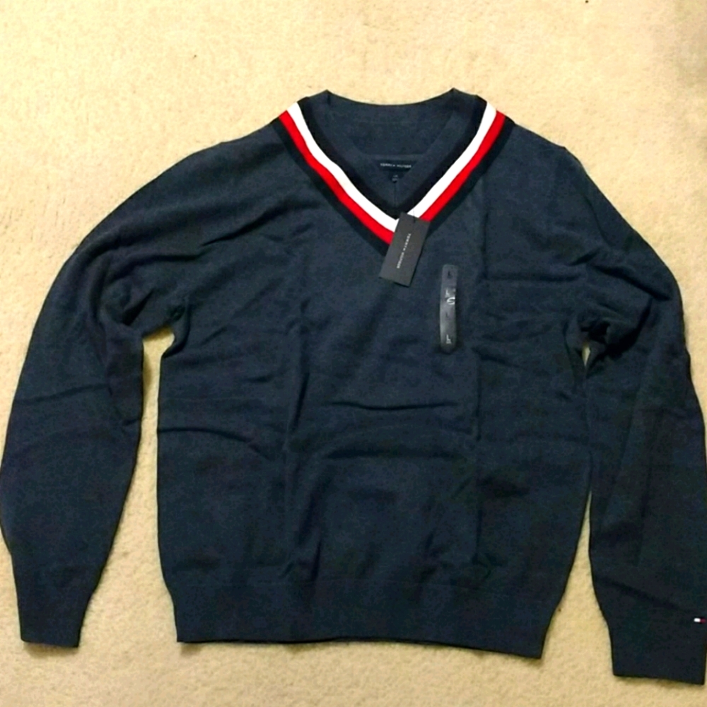 Men's sweater